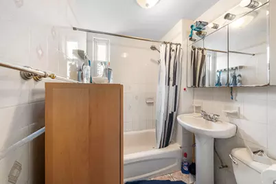 180 Thorne St, Jersey City, NJ 07307 - Photo 14