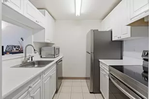 20 2nd St, Jersey City, NJ 07302 - Photo 4