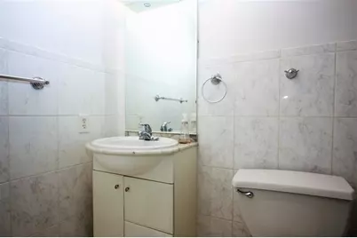 228 Christopher Columbus Dr #G, Jersey City, NJ 07302 - Photo 6