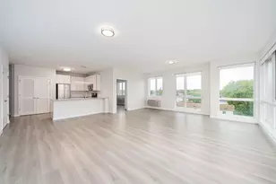 16 Bennett St, Jersey City, NJ 07304 - Photo 4