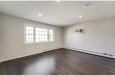 194 Hancock Ave #3, Jersey City, NJ 07307 - Photo 8