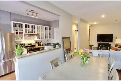 635 Garden St #2, Hoboken, NJ 07030 - Photo 2