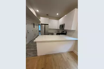 84 Van Wagenen Ave #2R, Jersey City, NJ 07306 - Photo 4