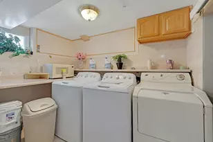 8 Monaghan Rd, Edison, NJ 08817 - Photo 20