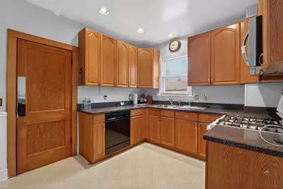 36 West 27th St, Bayonne, NJ 07002 - Photo 10