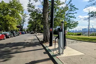 96 Bowers St, Jersey City, NJ 07307 - Photo 16