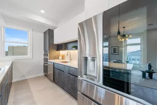 272 Terrace Ave, Jersey City, NJ 07307 - Photo 8