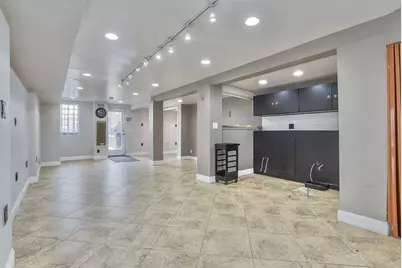 693 Bergen Ave, Jersey City, NJ 07304 - Photo 10