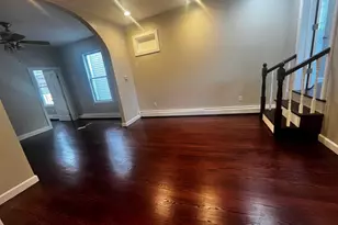 633 37th St, Union City, NJ 07087 - Photo 2