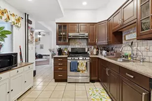 207 19th St, Union City, NJ 07087 - Photo 6