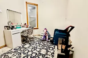 204 Olean Ave, Jersey City, NJ 07306 - Photo 4