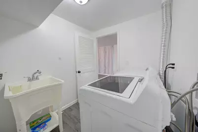 8905 Grand Ave, North Bergen, NJ 07047 - Photo 24