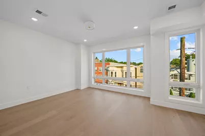 249.5 Halladay St #2, Jersey City, NJ 07304 - Photo 8