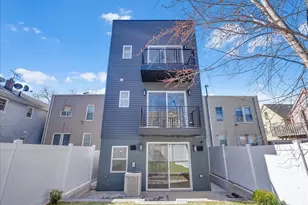 206 Clendenny Ave, Jersey City, NJ 07304 - Photo 32