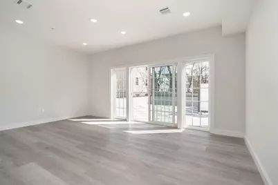 144 Bergen Ave #2E, Jersey City, NJ 07305 - Photo 10