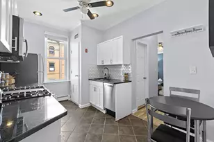 423 Jefferson St, Hoboken, NJ 07030 - Photo 4