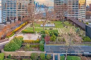 7004 Blvd E, Guttenberg, NJ 07093 - Photo 26