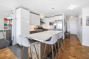 7000 Blvd E, Guttenberg, NJ 07093 - Photo 6