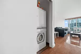 20 Newport Pkwy, Jersey City, NJ 07310 - Photo 6