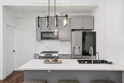 104 Glenwood Ave #302, Jersey City, NJ 07306 - Photo 32