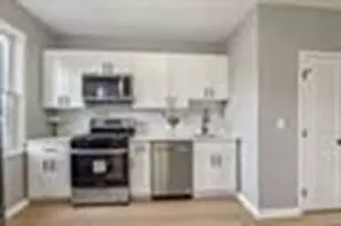 196 Clendenny Ave, Jersey City, NJ 07304 - Photo 6
