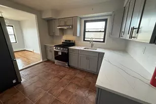 4 Sayles St, Jersey City, NJ 07305 - Photo 12