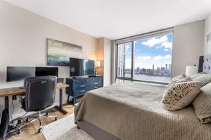 25 Christopher Columbus Dr, Jersey City, NJ 07302 - Photo 16