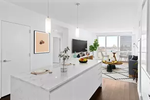 77 Hudson St, Jersey City, NJ 07302 - Photo 1