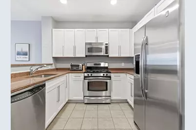 15 Freedom Way #311, Jersey City, NJ 07305 - Photo 10