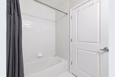 15 Freedom Way #311, Jersey City, NJ 07305 - Photo 16