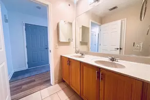 5 Soho Dr, Jersey City, NJ 07305 - Photo 12