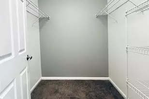 5 Soho Dr, Jersey City, NJ 07305 - Photo 10