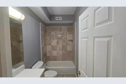 673 Bergen Ave #2D AKA 204, Jersey City, NJ 07304 - Photo 12