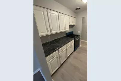 16 North End Dr #16, Secaucus, NJ 07094 - Photo 6