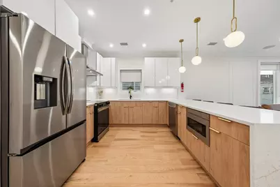 183 Zabriskie St #2, Jersey City, NJ 07307 - Photo 4