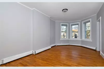 27 Reservoir Ave #2, Jersey City, NJ 07307 - Photo 2