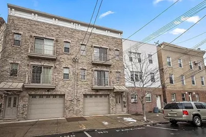 41 Wright Ave #2, Jersey City, NJ 07306 - Photo 1