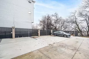 195 Liberty Ave, Jersey City, NJ 07306 - Photo 32