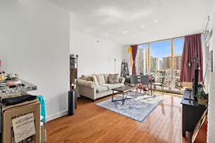 20 Newport Pkwy, Jersey City, NJ 07310 - Photo 8