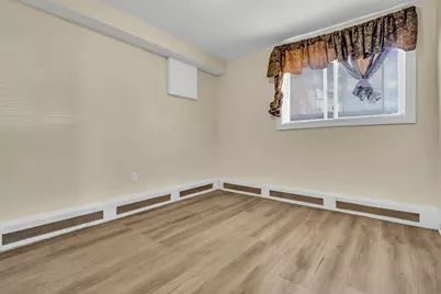 305 Cator Ave #1B, Jersey City, NJ 07305 - Photo 24