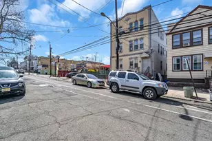 305 Cator Ave, Jersey City, NJ 07305 - Photo 6