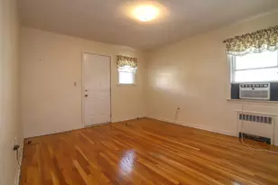 173 Cambridge Ave, Jersey City, NJ 07307 - Photo 6