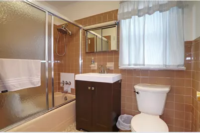 173 Cambridge Ave, Jersey City, NJ 07307 - Photo 10