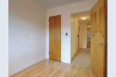 173 Cambridge Ave, Jersey City, NJ 07307 - Photo 18