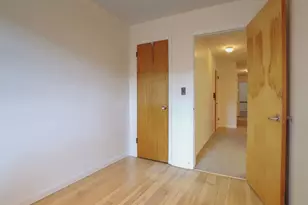 173 Cambridge Ave, Jersey City, NJ 07307 - Photo 18