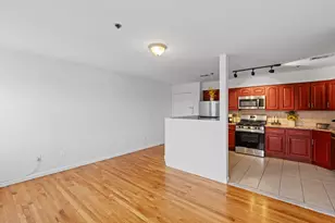 401 Bergenline Ave, Union City, NJ 07047 - Photo 10