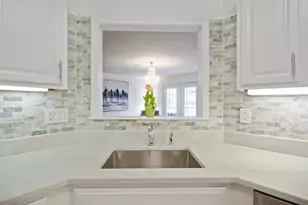 145 W 1st St, Bayonne, NJ 07002 - Photo 6