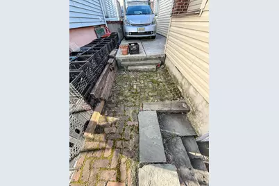 121 Fowler Ave, Jersey City, NJ 07305 - Photo 18