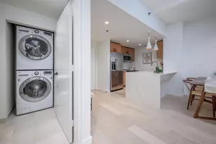 102 Christopher Columbus Dr, Jersey City, NJ 07302 - Photo 22