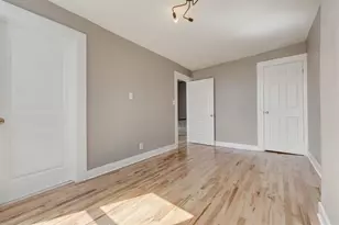 69 Jewett Ave, Jersey City, NJ 07304 - Photo 8